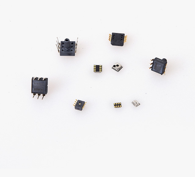 ѹ������������MEMS�������߱�������Ǯ�����߿ɿ����������ձ������Ծ�׼���ŵ����ձ�Ӧ����ҽ����е�����Ѫѹ�������������������༰�˶����Ʒ������